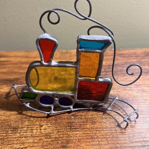 Set of 2‎ Suncatchers Fisherman and Train - Picture 4 of 5